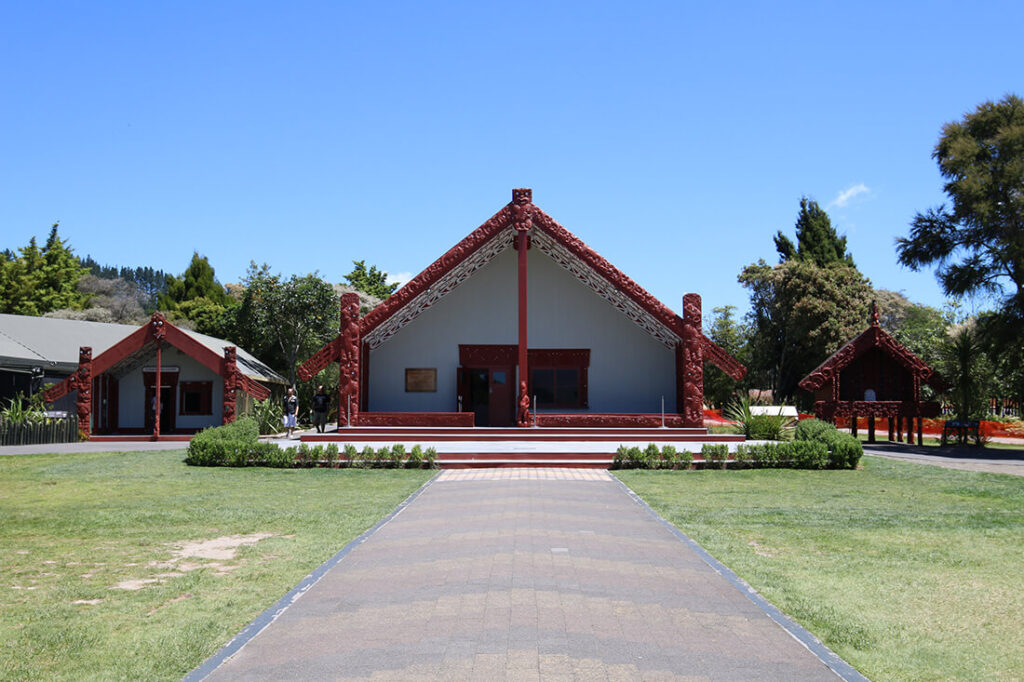 Te Puia – Rotorua Cultural Architecture Honouring Tradition and Place(1)